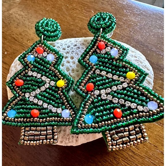 Beaded Christmas Tree Earrings Handmade embellished Ornaments Dangle Pos… - Picture 11 of 12